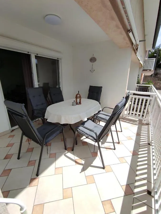 Brand New Apartment 4 Stars Novi Vinodolski
